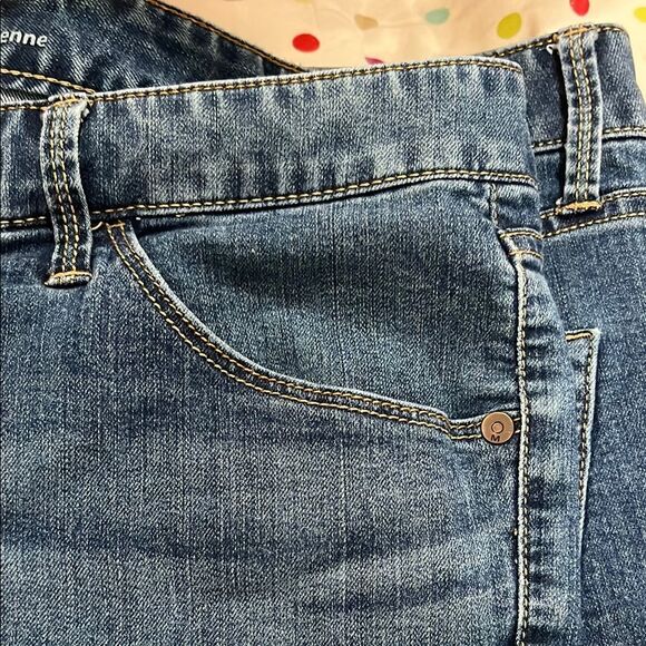 Mossimo Supply Co. Mid Rise Bermuda Denim Shorts - Picture 6 of 6